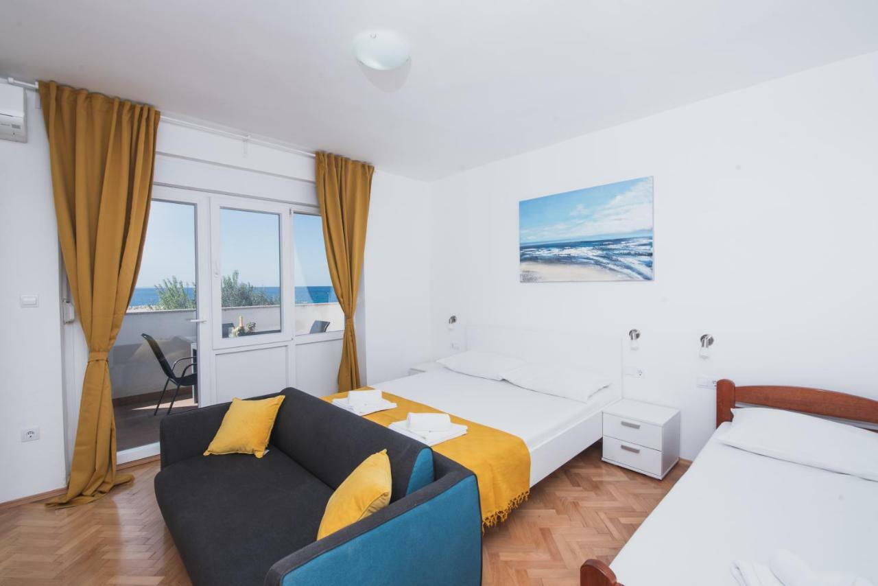 Apartments By The Sea Semy Novalja Εξωτερικό φωτογραφία